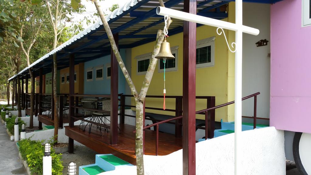 Phloenlom Chomdao Hotel Ban Kha Exterior photo